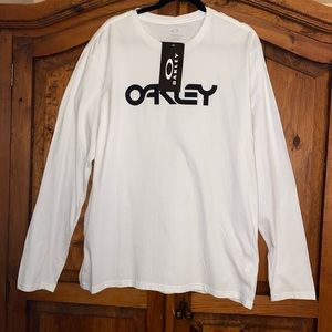 Oakley long sleeve logo Tee XXL